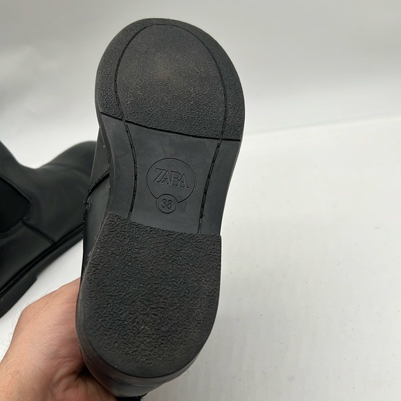 Zara Women Black Leather Chelsea Ankle Booties size 38 7.5-8 - Picture 5 of 5
